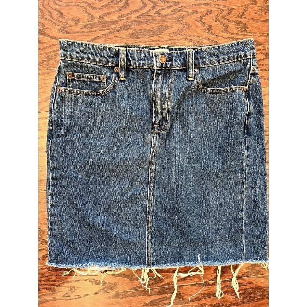 J Crew Denim Straight Women Size 6 Skirt Blue Jean Raw‎ Hem Casual Med Wash